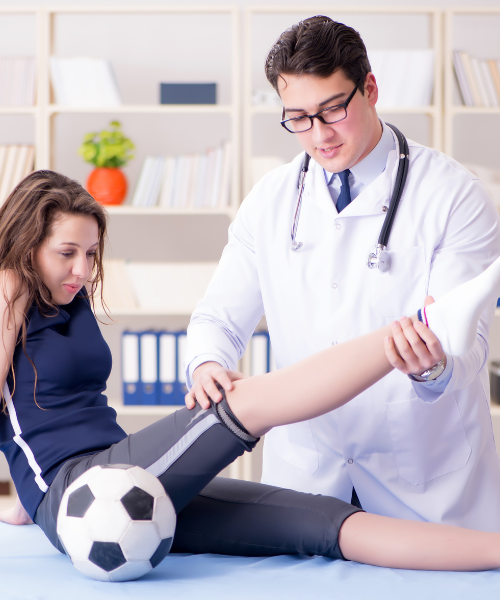Athlete receiving ACL / PCL treatment at Kalyani Hospital Gurugram